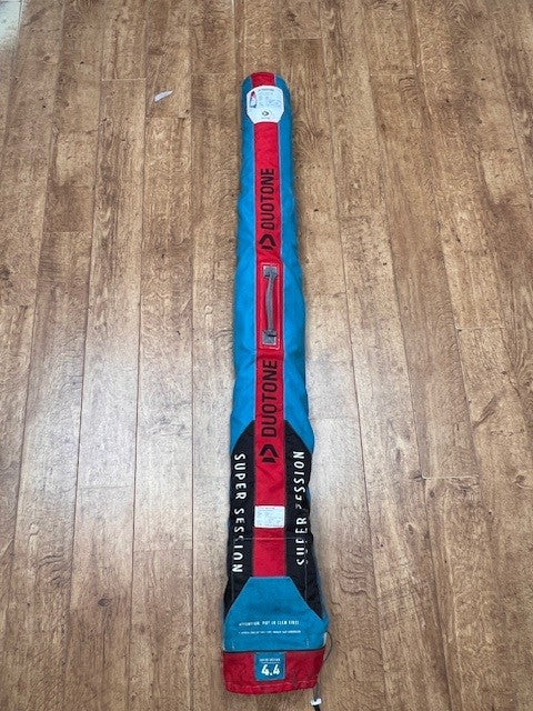 Super Session 4.4 USED Windsurf Sail