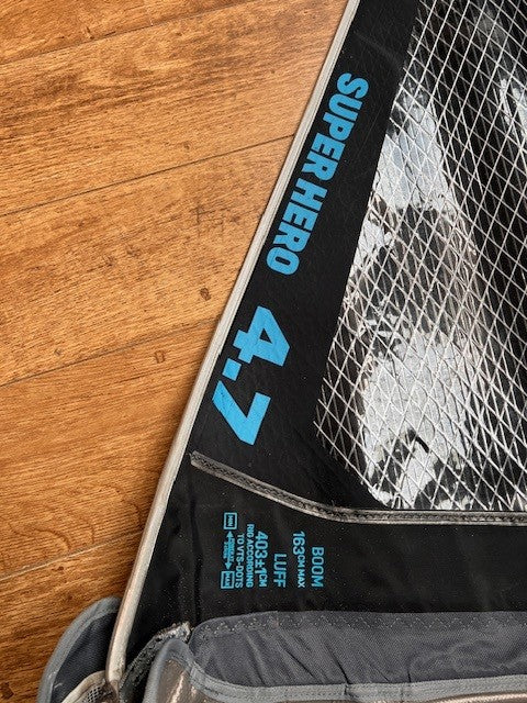 Super Hero 4.7 USED Windsurf Sail