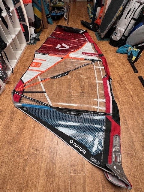 Super Hero 5.3 USED Windsurf Sail